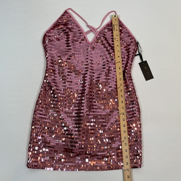 H:ours Amias Dress Size M NWT Pink Sequins Sparkle - Picture 11 of 16